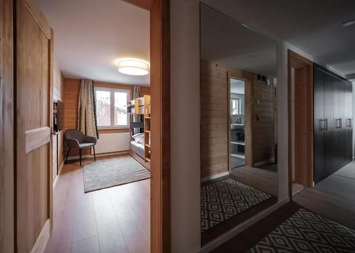 Grabahus アパート アローザ